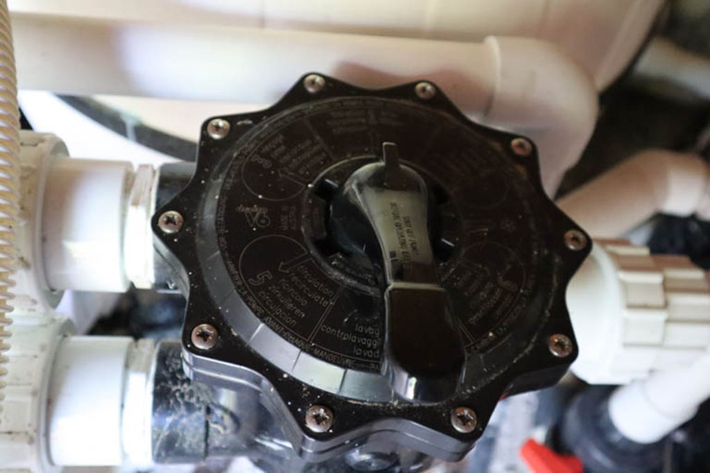 Backwash filtration system